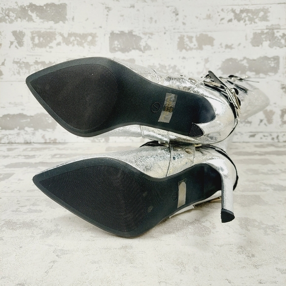 New Wild Diva Look At Me Silver Faux Leather High Heel Harness Knee Boots K759 - Picture 8 of 11